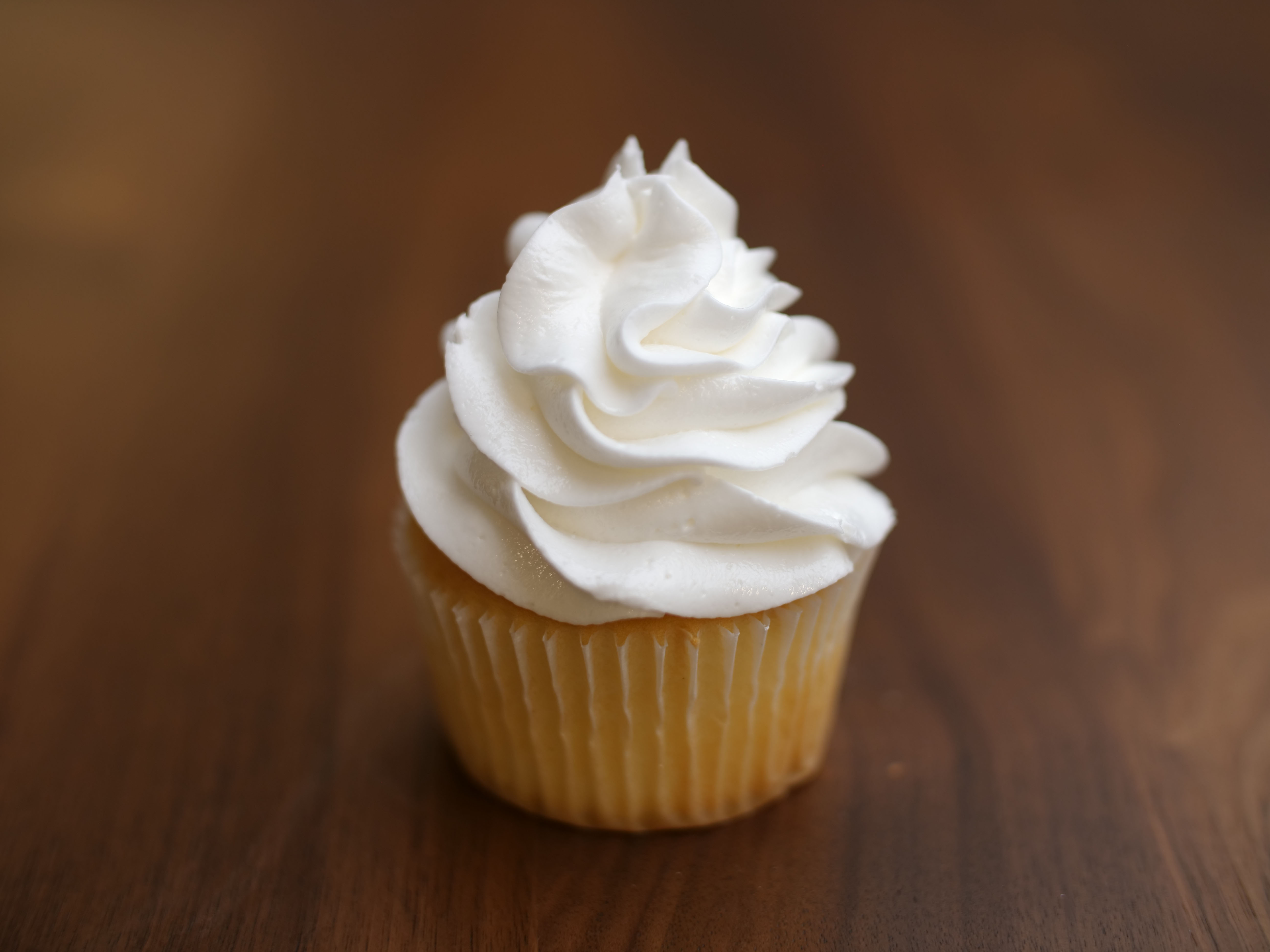 Cupcake White On White 2